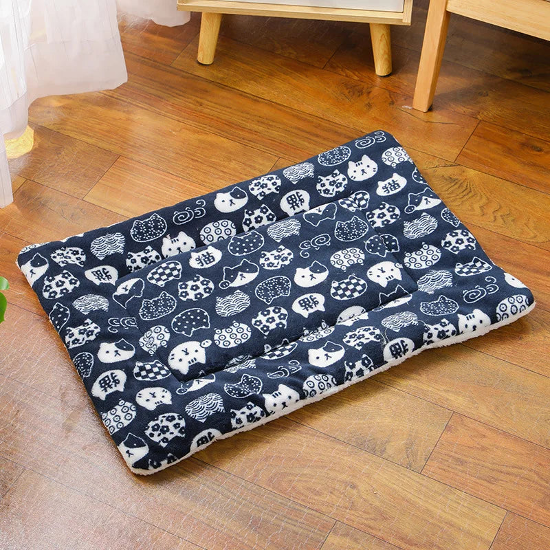 Thickened Flannel Pet Sleeping Mat