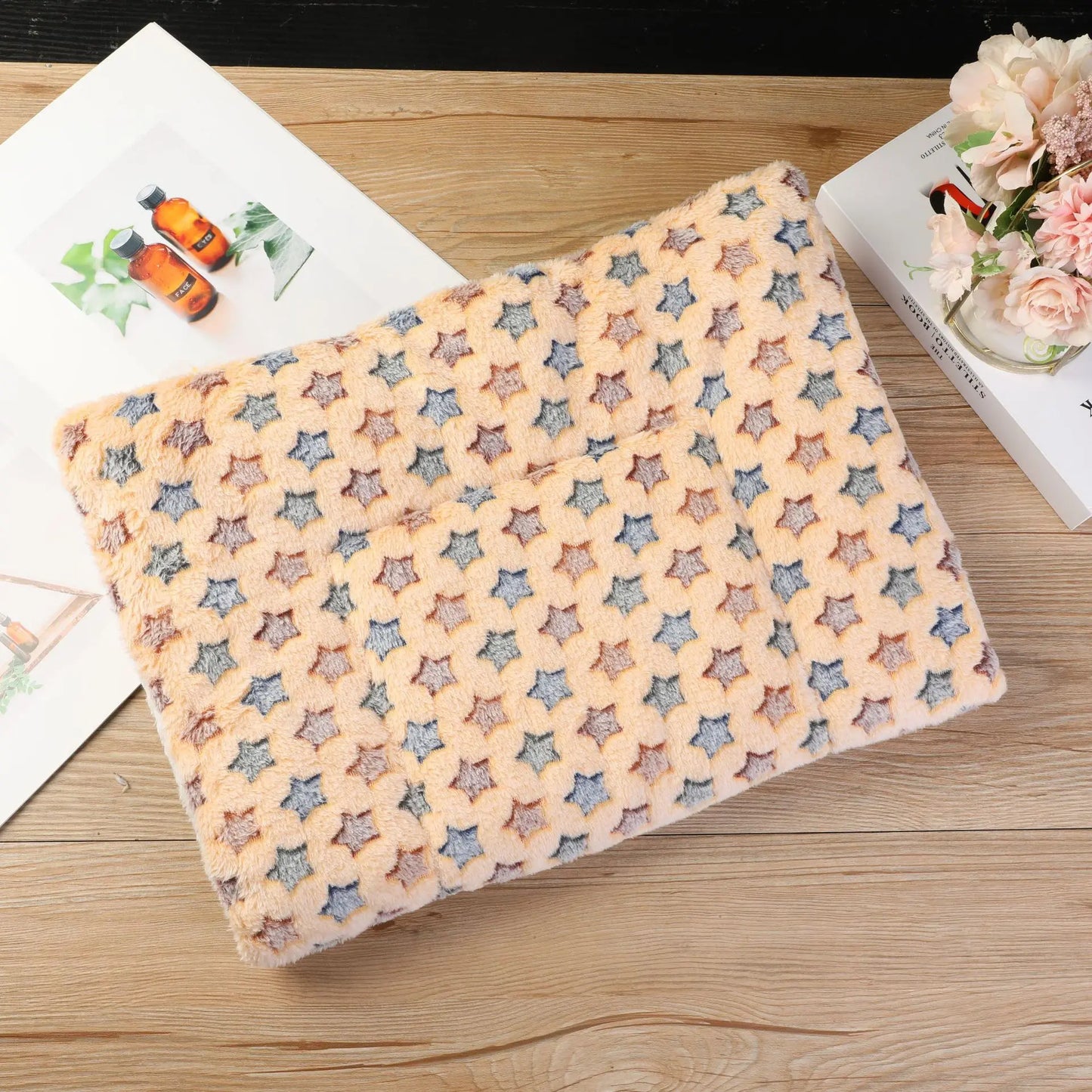 Thickened Flannel Pet Sleeping Mat
